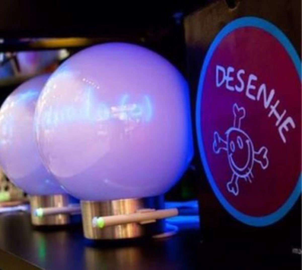 Luminária Abajur Globo Show Luz Negra Imaginarium Móvel p/ Iluminação