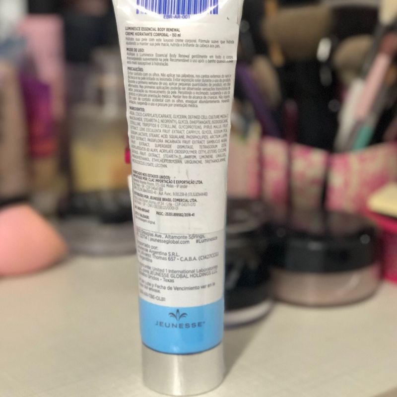 洗顔グッズ LUMINESCE Essential Body Renewal Jeunesse Luminesce - Essential Body Renewal 150ml | Amazon