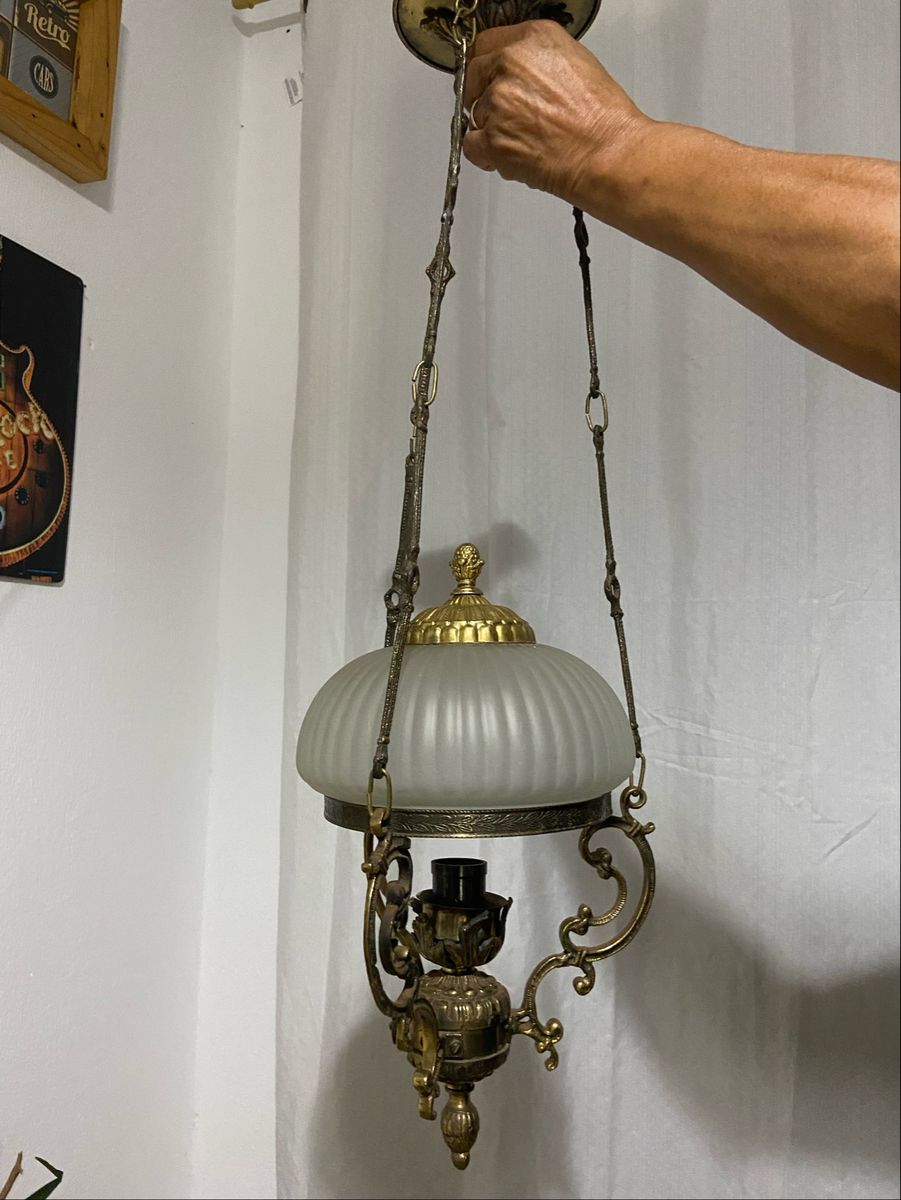 Lustre Antigo de Bronze com Cúpula | Item de Decoração Usado 76457139 ...
