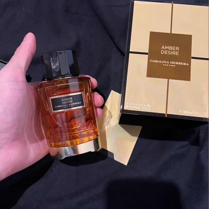 Amber desire 2024 carolina herrera