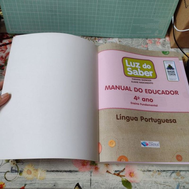 Luz do Saber Língua Portuguesa 4º Ano Manual do Educador Ensino Fundamental  Bncc, Livro Construir Usado 96927658