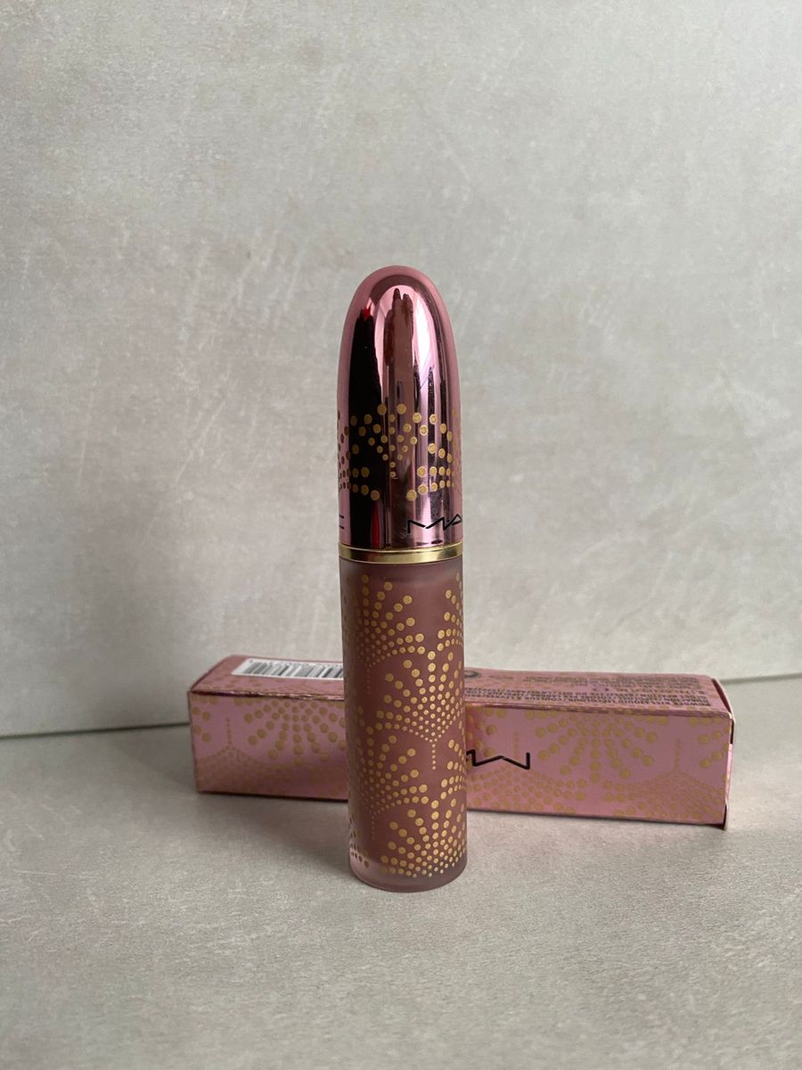 Batom Mac Powder Kiss Bubbles And Bows Cor Spiked Cocoa Maquiagem