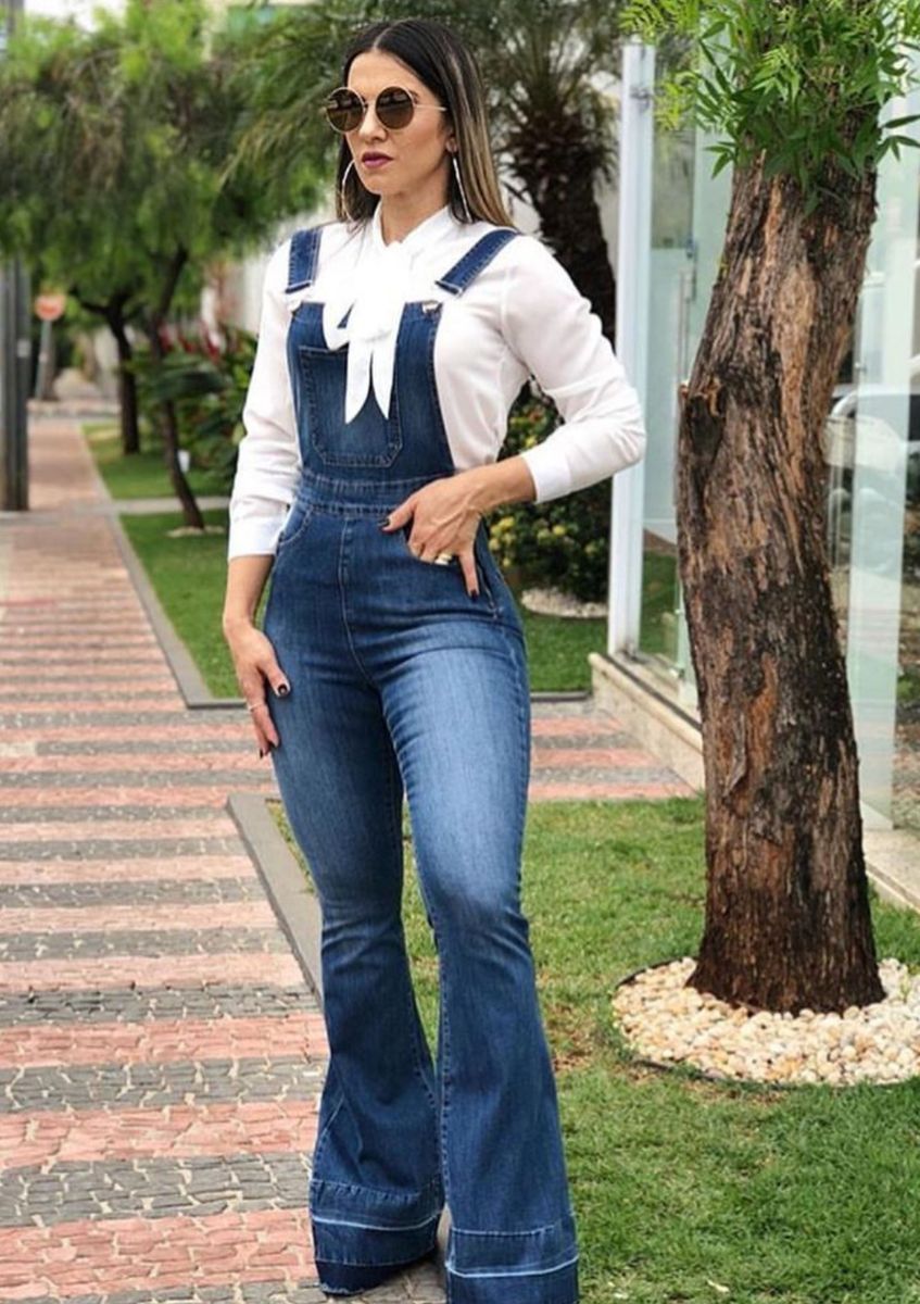 macacão flare jeans feminino