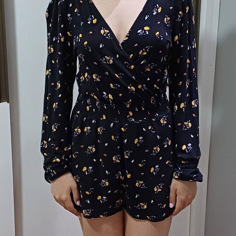 Macaquinho Estampado Florido com Amarração Nas Costas C&Amp;A