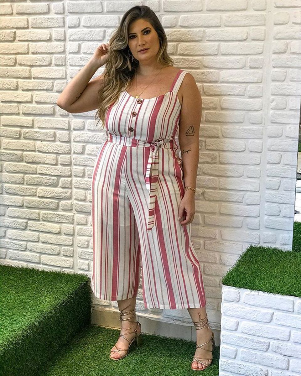 macaquinho de linho plus size