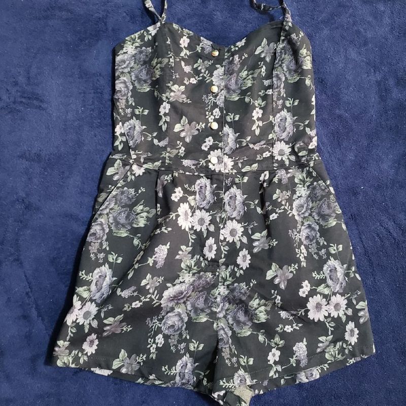 Macaquinho Jeans com Estampa Floral Macacão Feminino Cea Usado 76852621  enjoei