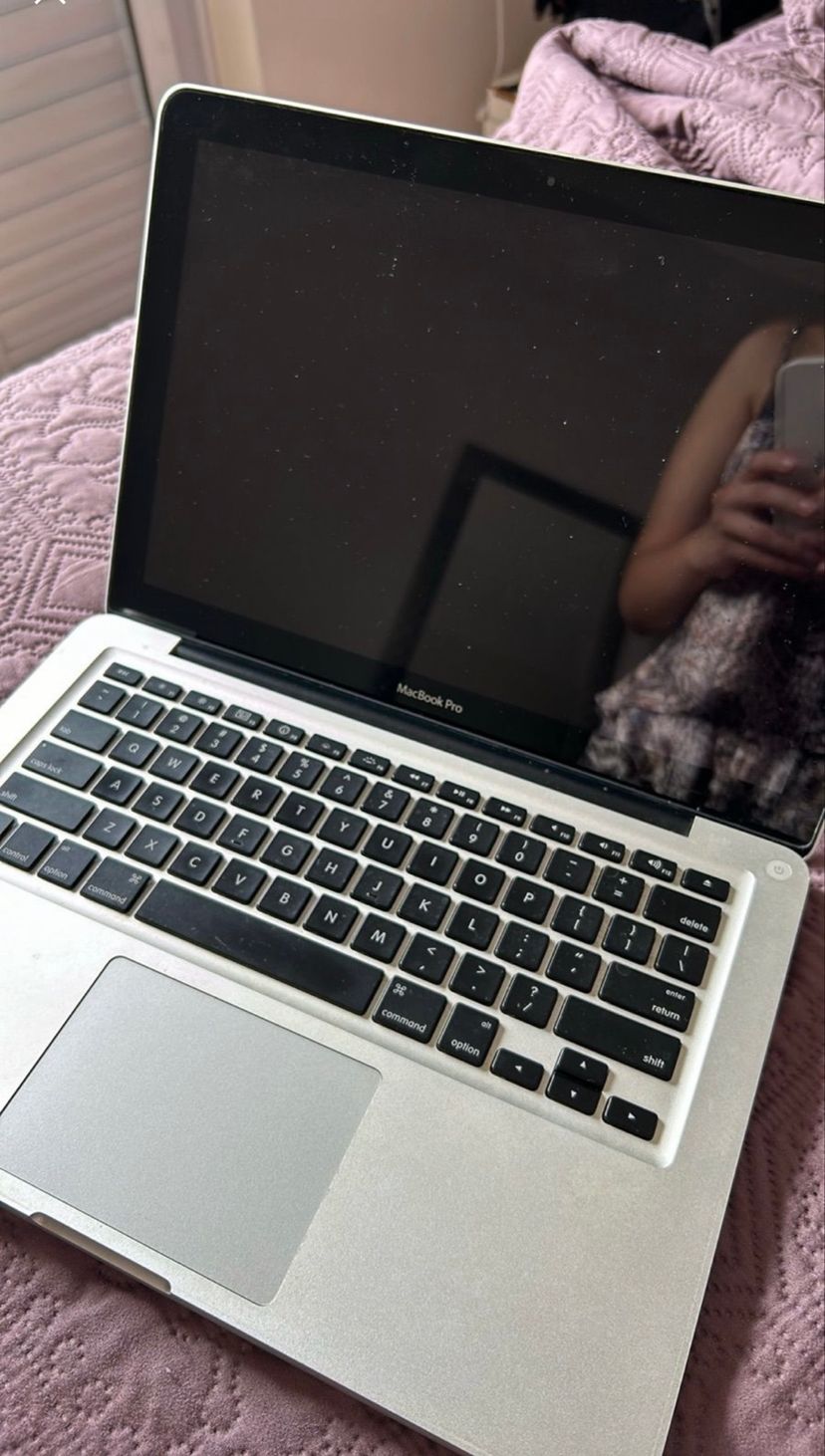 Macbook 2010 Core 2 Duo para Retirada de Peças | Computador Notebook ...