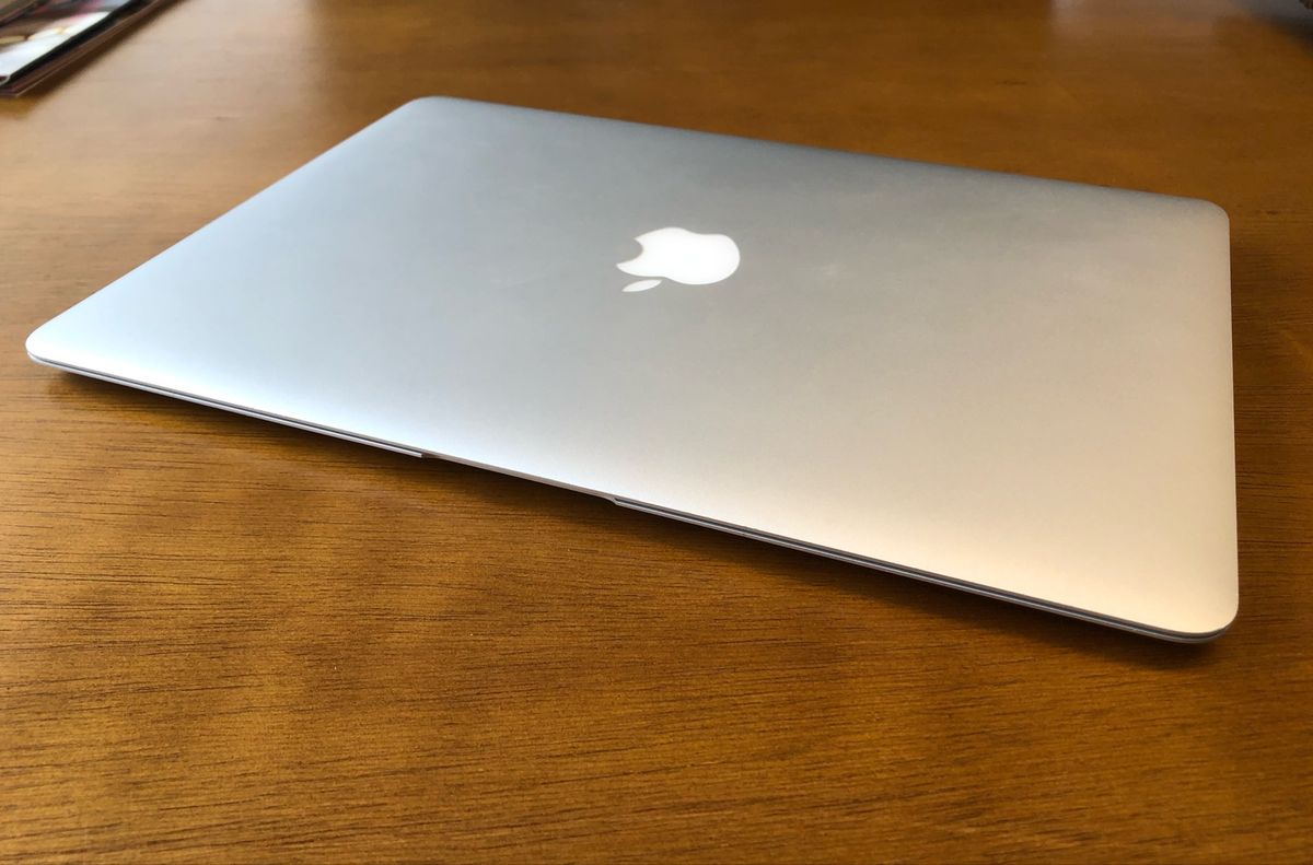 Macbook Air 13インチ A1466 2013 Amazon.co.jp: 【整備済み品 Macbook Air 13.3inch A1466 2013