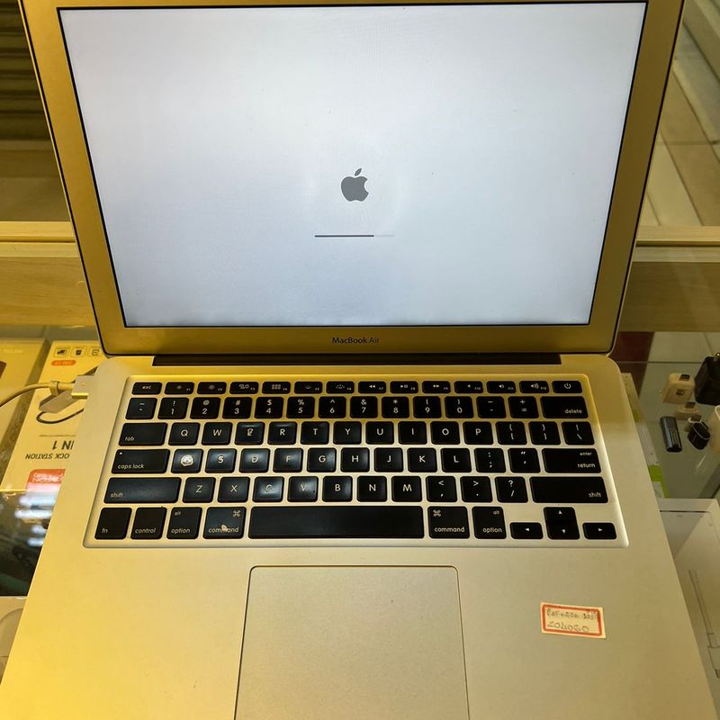 Macbook Air 13 2012 - 1.4ghz - 4gb Ram | Apple Usado 99016445 | enjoei