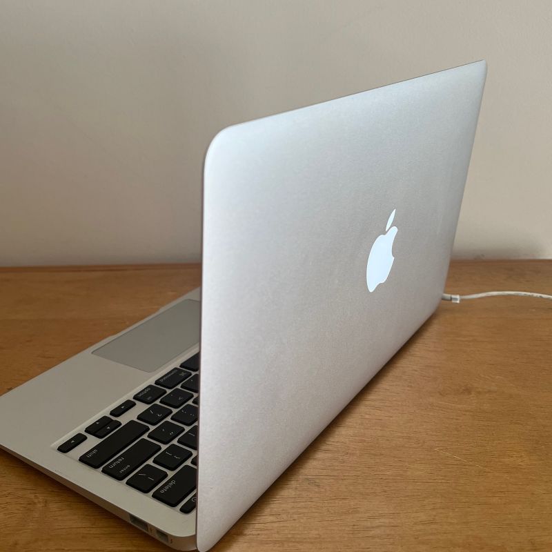 Macbook Air 2011 | Apple Usado 108105554 | enjoei Macbook Air 2011 | Apple Usado 108105554 | enjoei