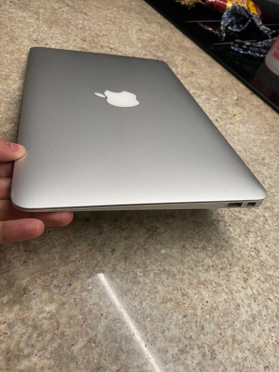 MacBook Air 11inch 2015 超美品 2015 11inch MacBook Air 超美品