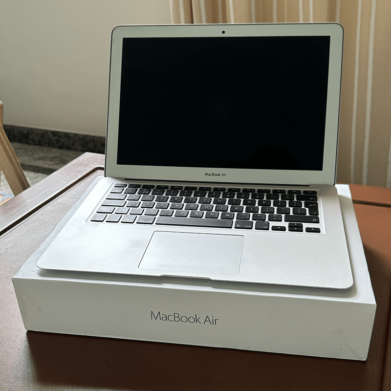 Macbook air best sale 2017 2019