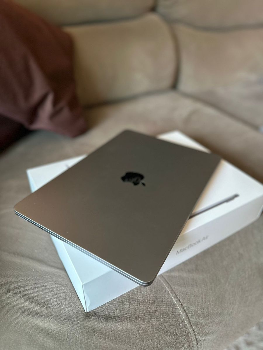 土*！様 Air 【M2.2022】256GB MacBook 美品！Apple