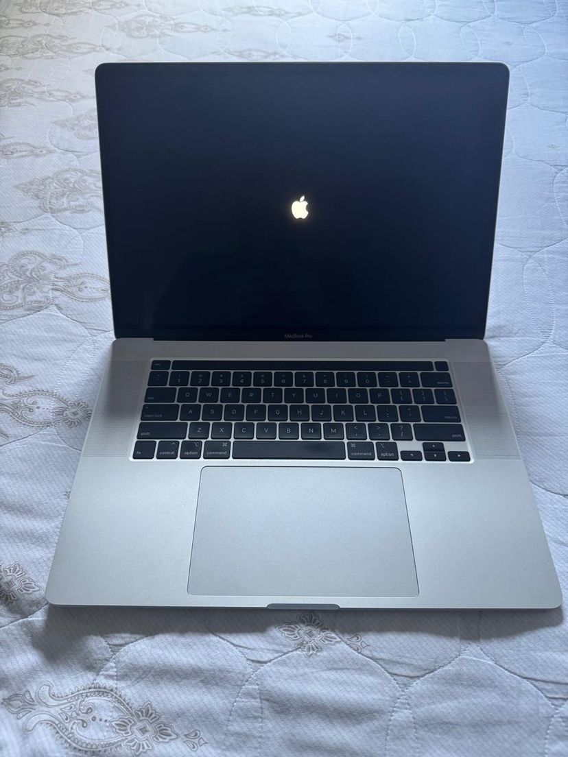 Macbook Pro 16 Polegadas 2019 I9 1tb | Computador Notebook Apple Usado ...