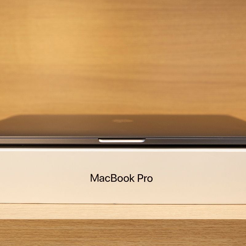 Macbook pro 2017 hot sale macbook air 2018