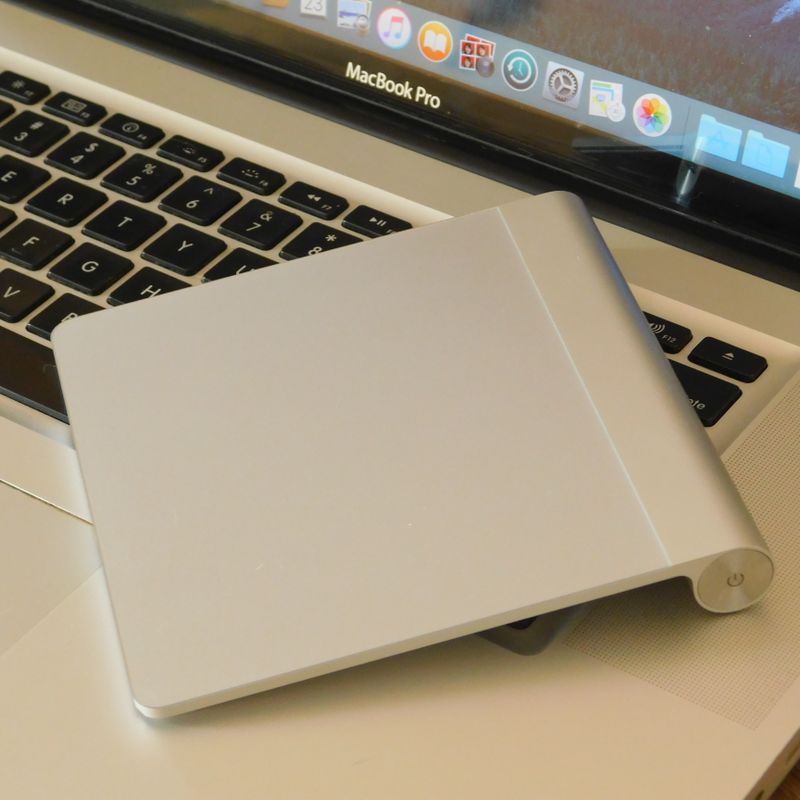 Apple  Magic Trackpad Magic Trackpad (USB‑C) – Superfície Multi-Touch preta