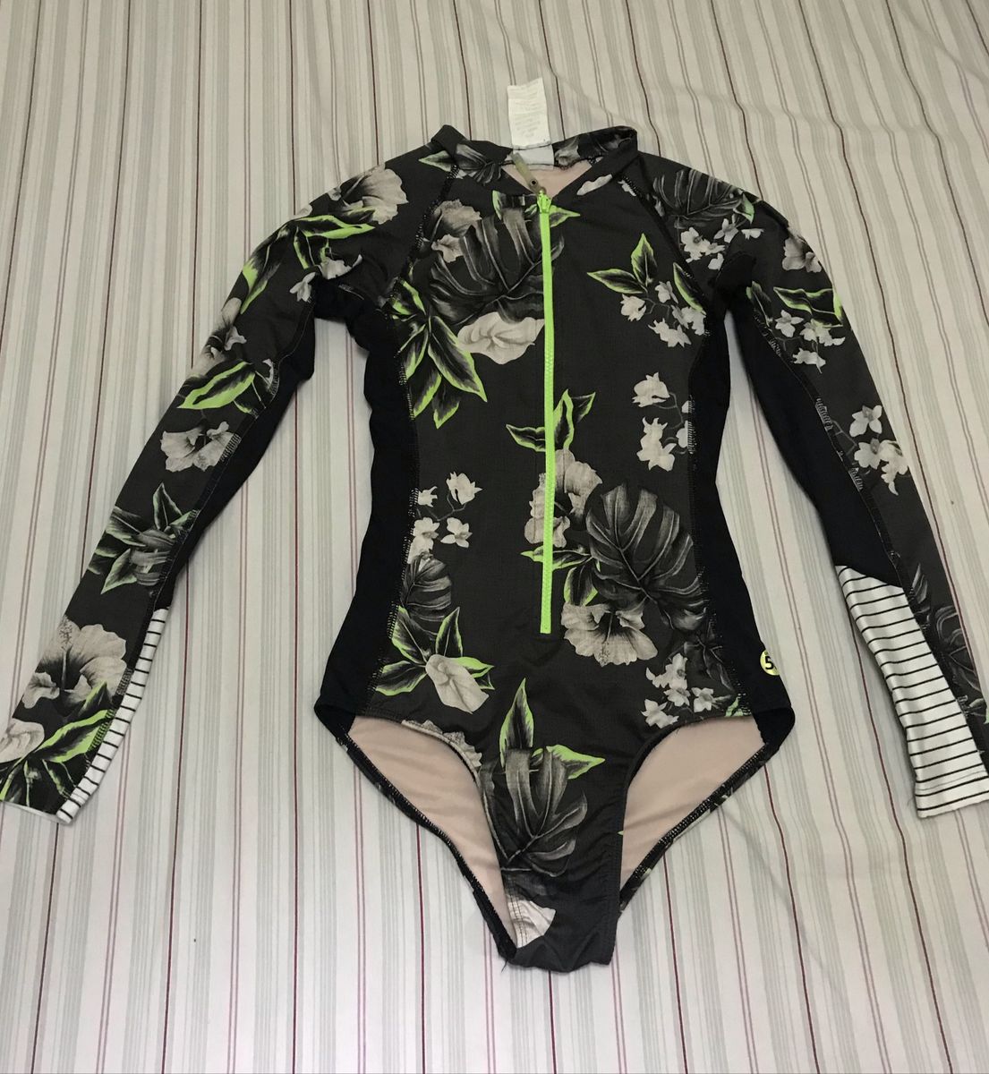 moda praia decathlon