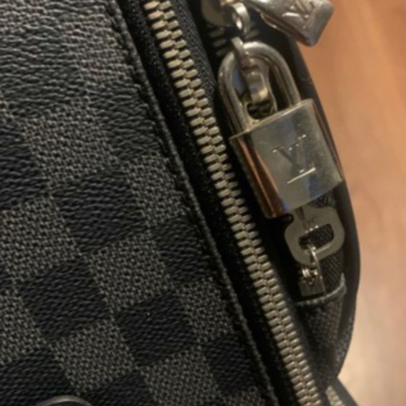 MALA LOUIS VUITTON DAMIER GRAPHITE PÉGASE LÉGÈRE 55 BUSINESS PRETO