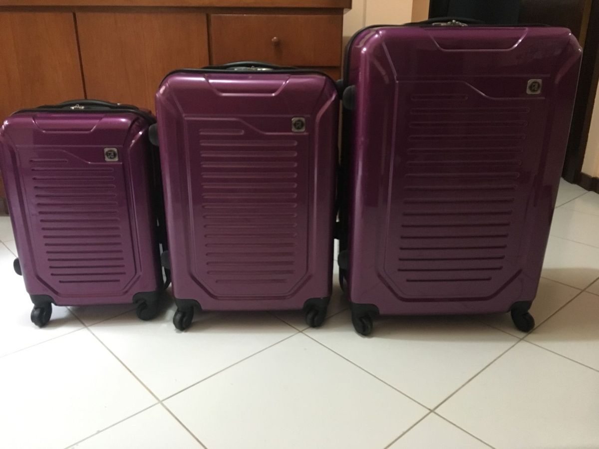 Mala Média Policarbonato Roxa | Mala Revo Usado 15892493 | enjoei
