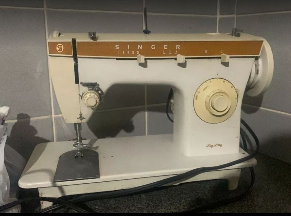 Maquina Costura Antiga Singer 247 Zig Zag Móvel p/ Casa Singer Usado 85731100 enjoei