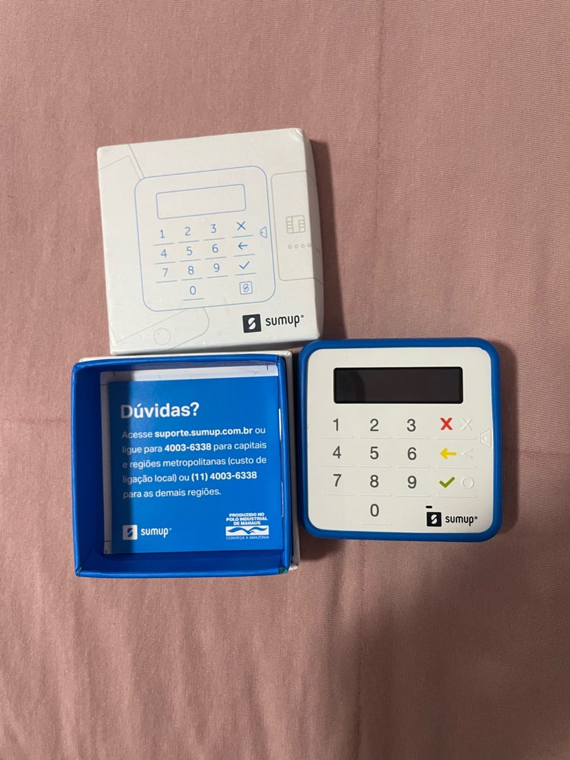 Máquina de Cartão Sumup Top, Um Modelo Portátil Que Se Conecta Via ...