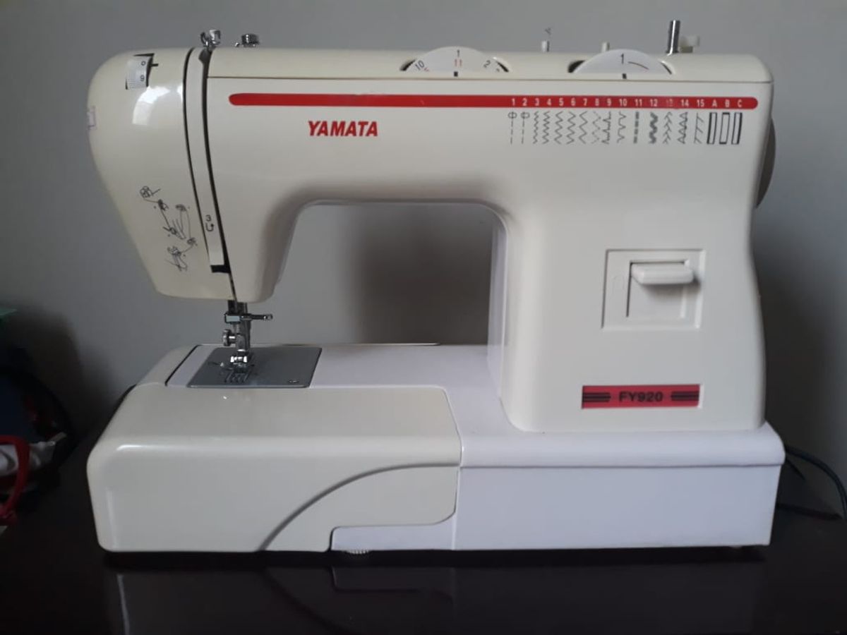 Máquina de Costura Doméstica Yamata Fy920 Eletrodoméstico Yamata