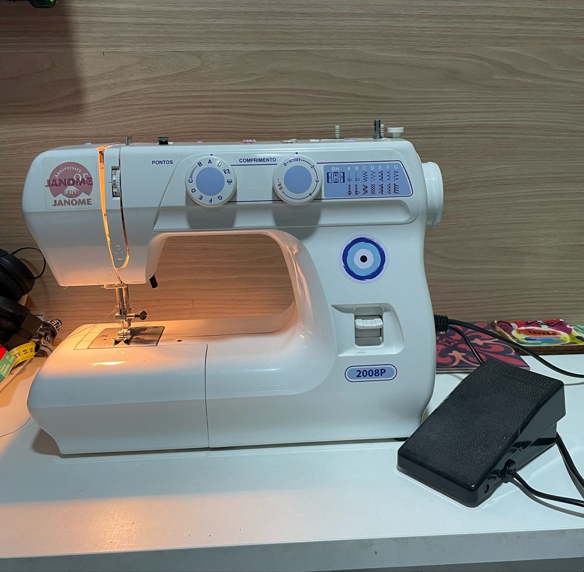 Máquina de Costura Janome 2008 P Item Info & Eletro Janome Usado