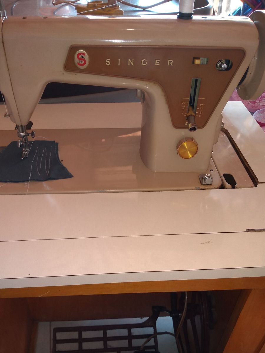 Máquina de Costura | Móvel p/ Casa Singer 660 Usado 45599332 | enjoei