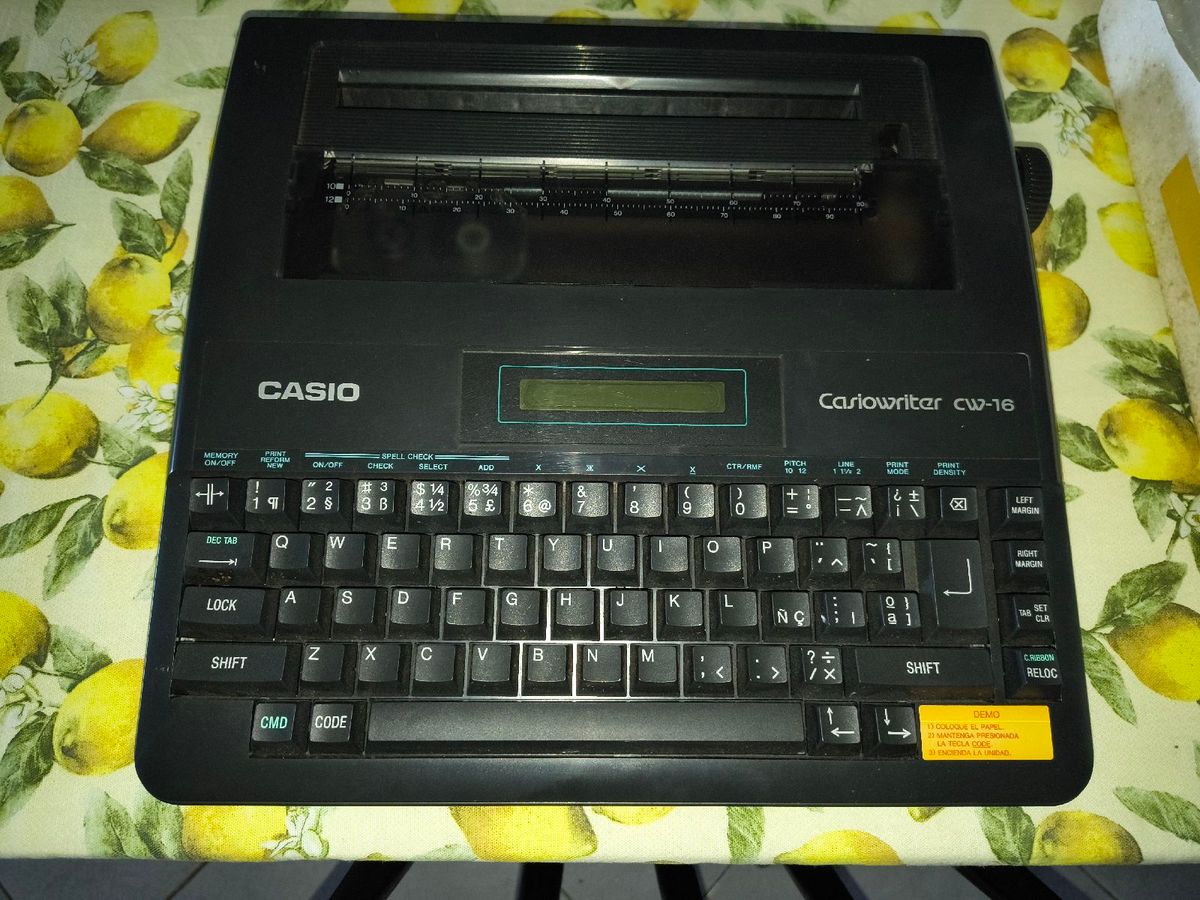 Máquina de Escrever Casio Casiowriter Cw - 16 | Produto Vintage e Retro ...