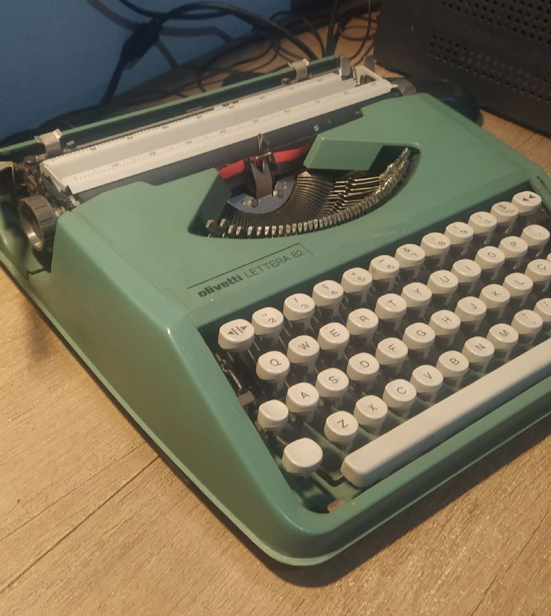 Máquina de Escrever Vintage | Produto Vintage e Retro Olivetti Usado ...