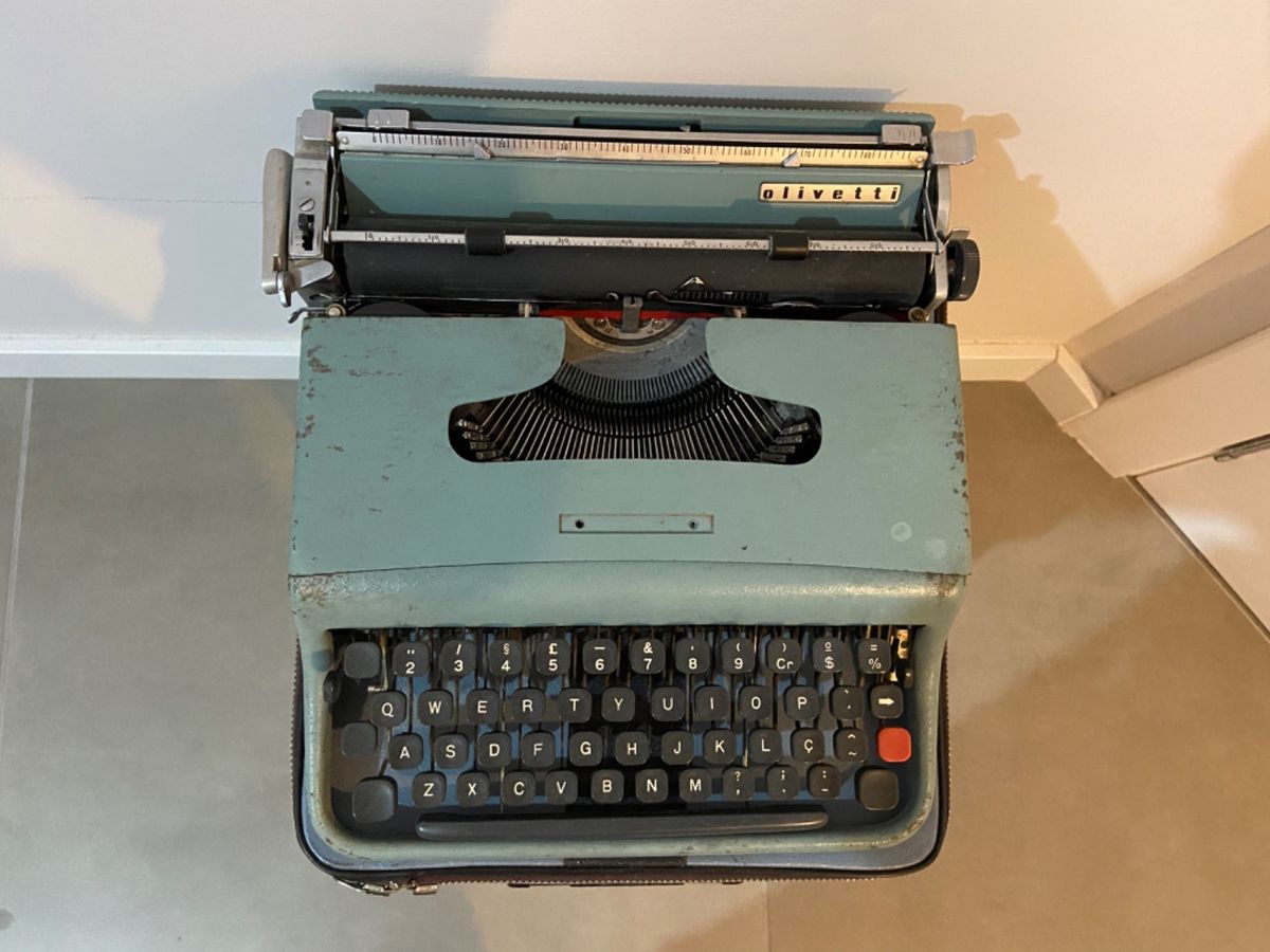 Máquina De Escrever Produto Vintage E Retro Olivetti Usado 74833556 Enjoei 2584