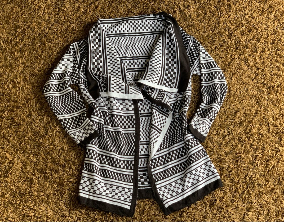 sobretudo tricot preto