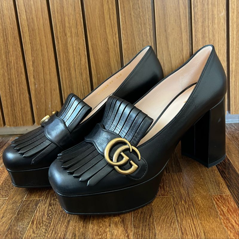 Meia store pata gucci