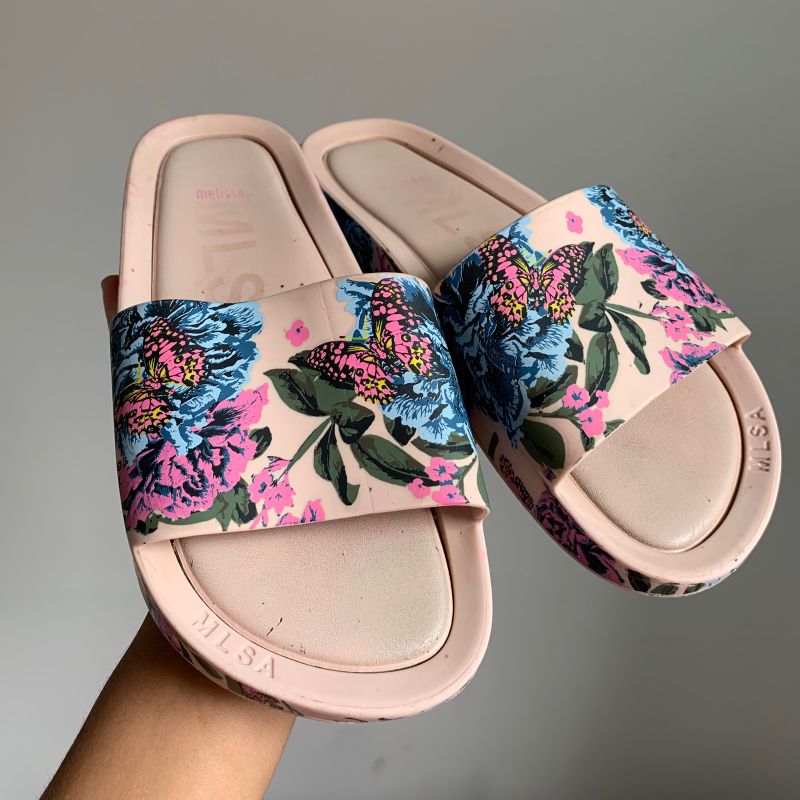 Melissa beach best sale slide floral