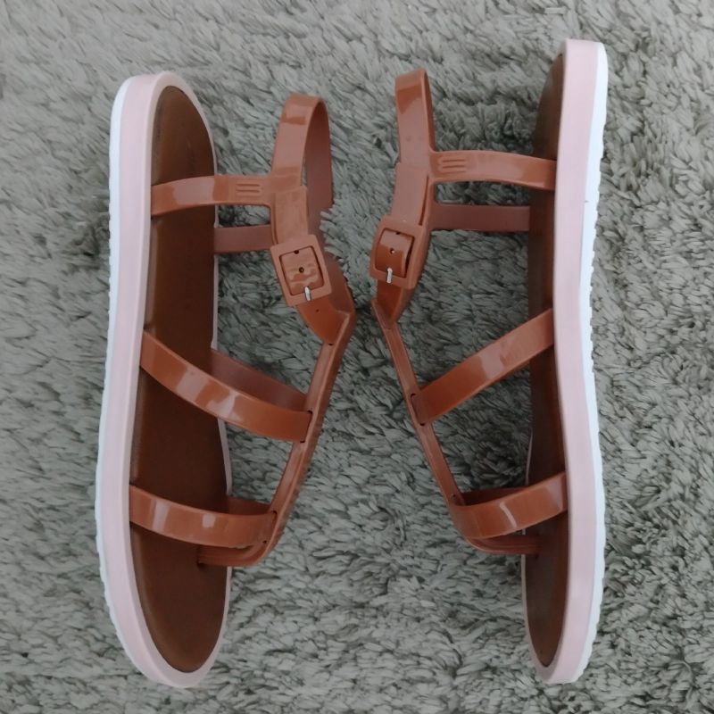 Sandalias verao best sale 2019 melissa