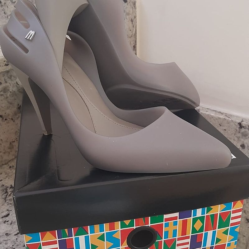 Scarpin melissa best sale classic heel