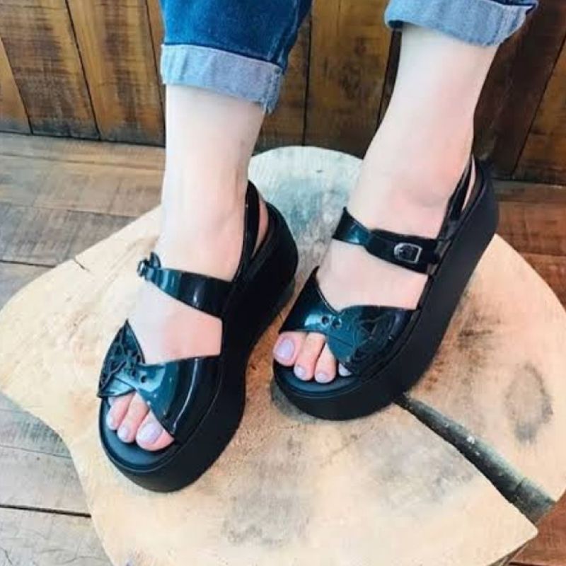 Melissa Connect + Vivienne Westwood | Sandália Feminina Melissa