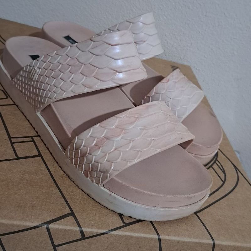 Papete da Melissa Cosmic Python Baja East Cor Rosa Tamanho 35 Sand lia Feminina Melissa Usado 90057161 enjoei