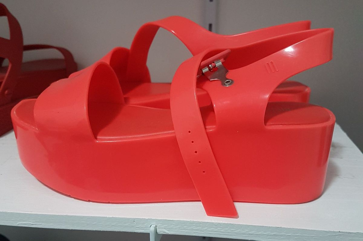 sandalia melissa laranja