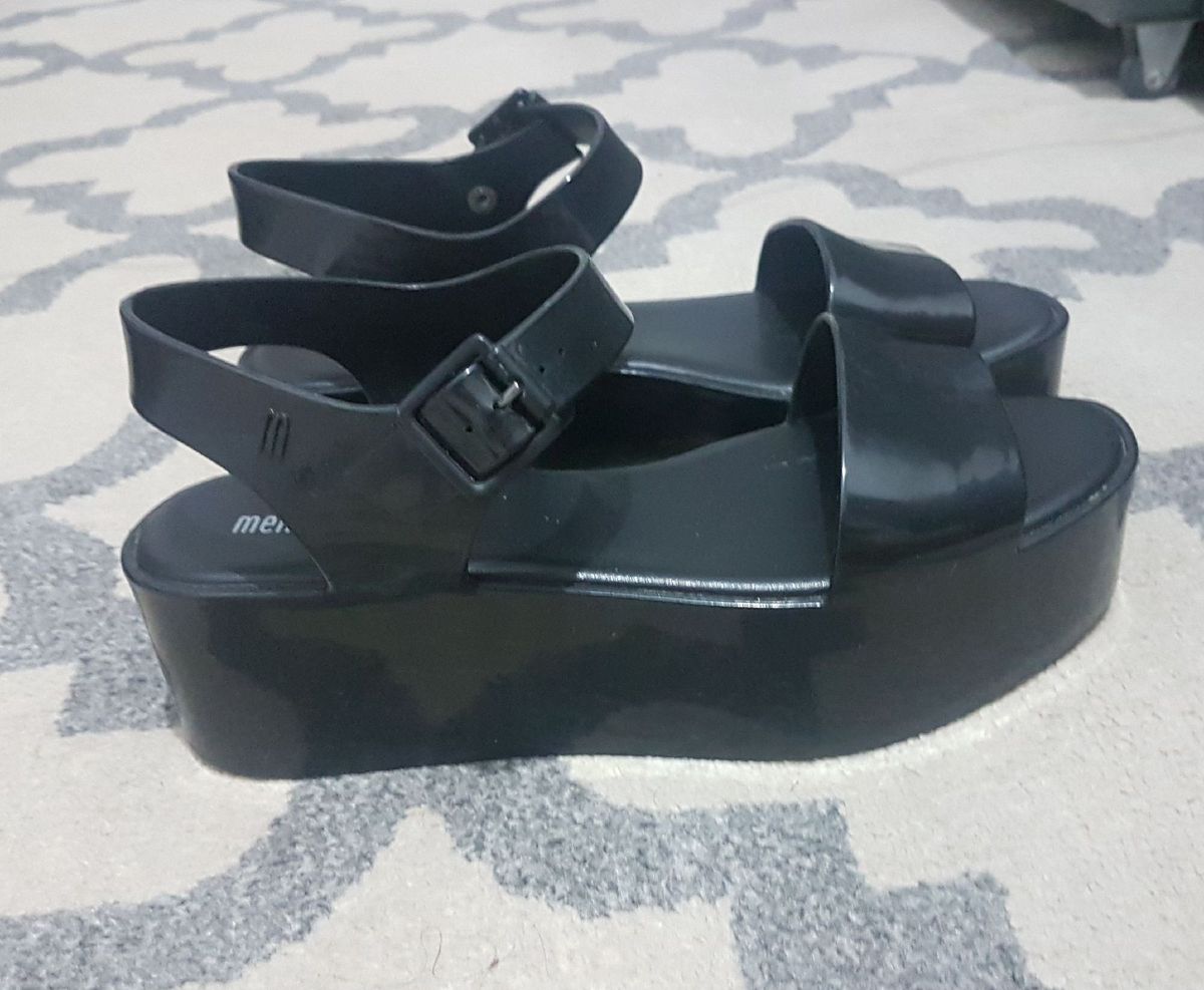 sandalia melissa verde militar
