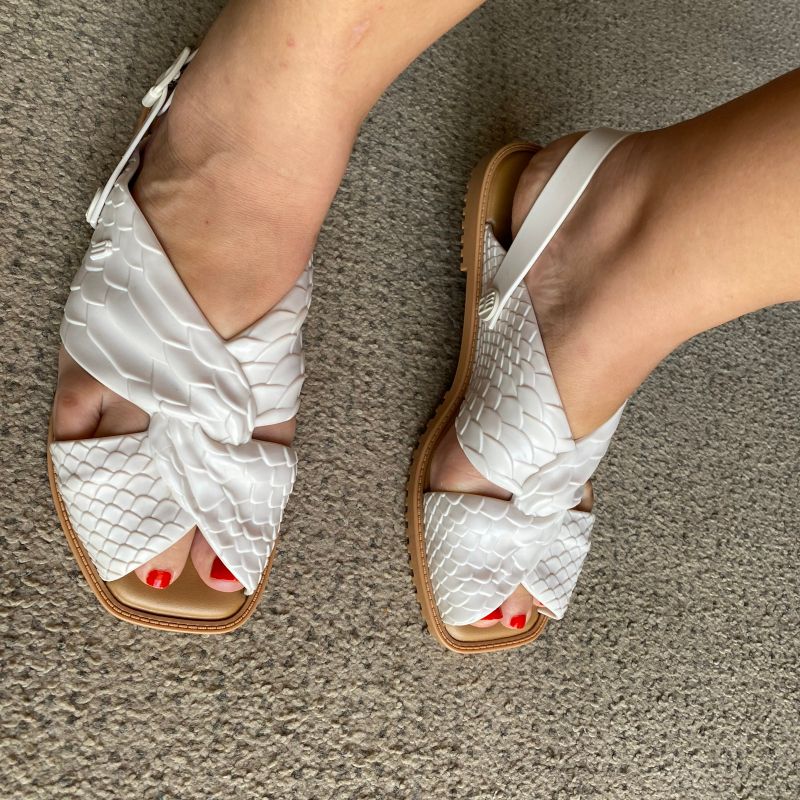 Melissa Sauce Sandal Baja East Branca Melissa Usado