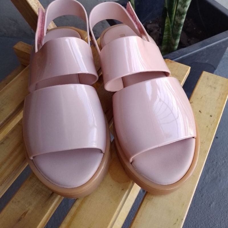 Melissa soho ad clearance