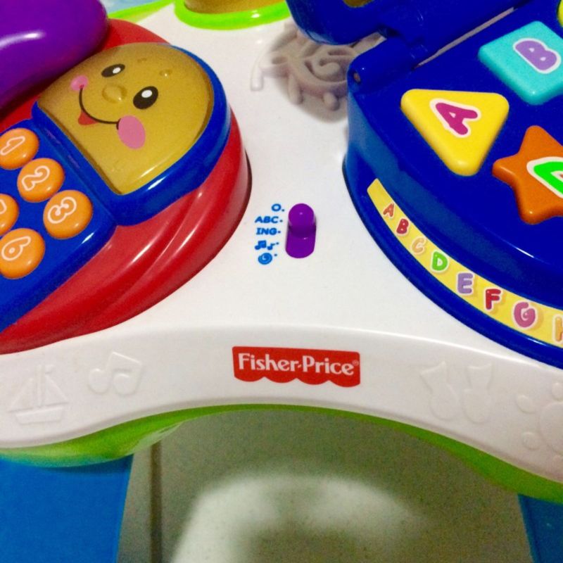 Fisher Price - Mesa de Aprendizaje Bilingüe, Fisher Price Core