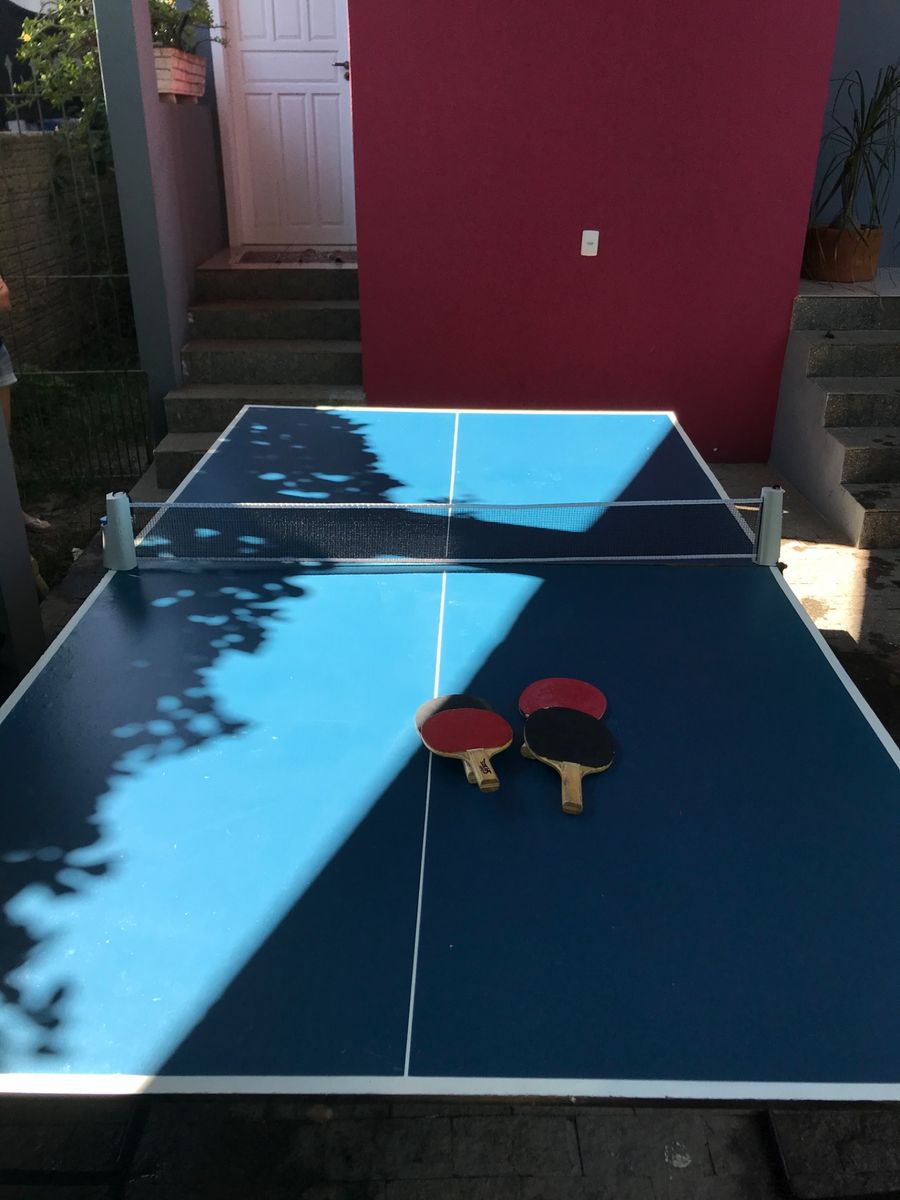 mesa de ping pong com rodinha