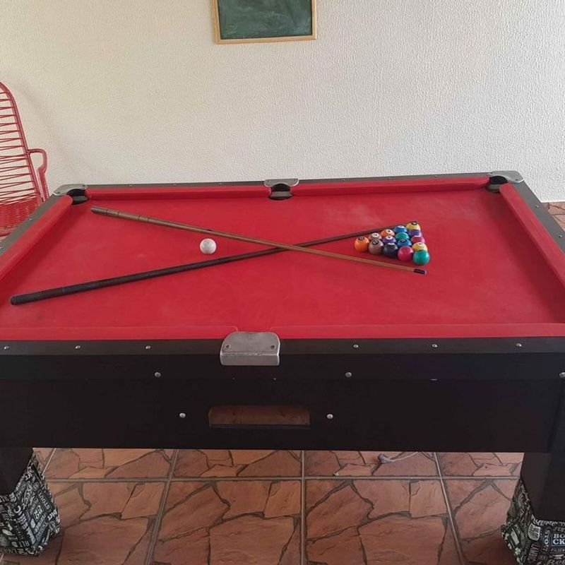 Brechó do Cido - MESA DE SINUCA Preço bem acessível, apenas R$ 900,00  Semi-Novo, está ótimo estado. Entrar em contato pelo número (11) 99952-1301  (de preferência pelo Whatsapp)