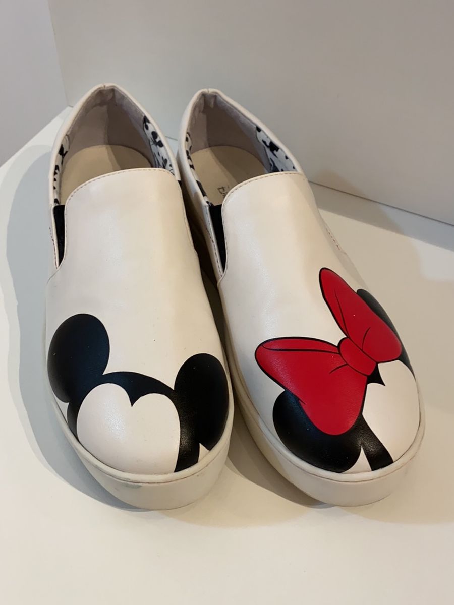 tenis mickey arezzo