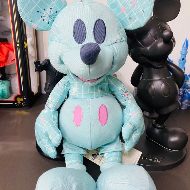 Disney store hot sale mickey memories