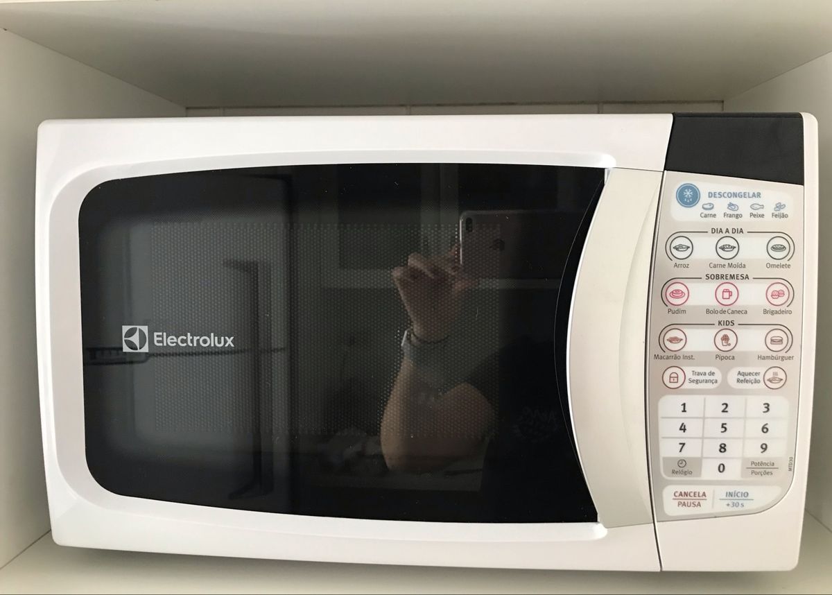 Micro-ondas Electrolux | Eletrodoméstico Electrolux Usado 47778491 | enjoei
