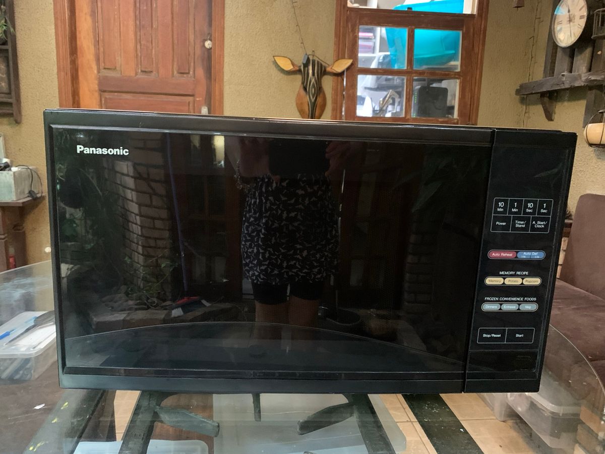 Microondas Panasonic Gigante, Precisa Trocar a Placa de Comandos