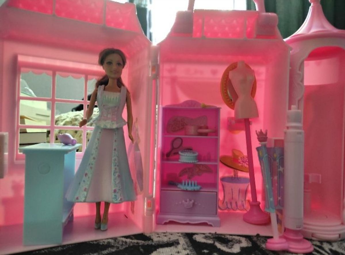 Mini barbie best sale dream house